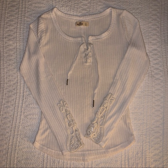 🎉 Hollister long sleeve size small - Picture 1 of 3